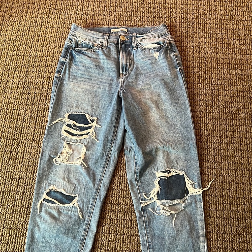 high rise mom jeans.
